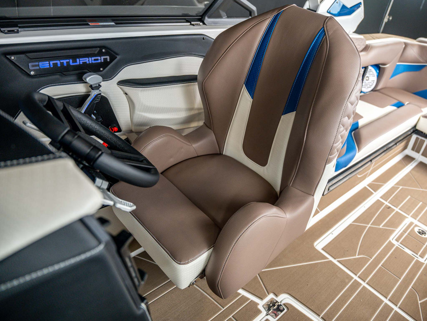 2026 Centurion Ri245 - Canadian Blue / White - BoardCo Boats