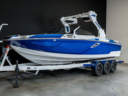 2026 Centurion Ri245 - Canadian Blue / White - BoardCo Boats
