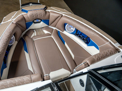 2026 Centurion Ri245 - Canadian Blue / White - BoardCo Boats