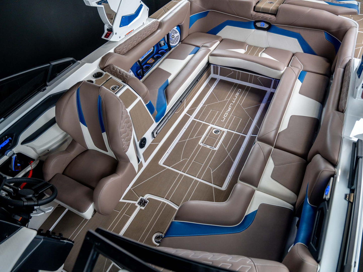 2026 Centurion Ri245 - Canadian Blue / White - BoardCo Boats