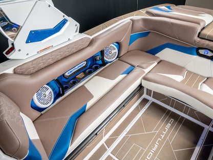 2026 Centurion Ri245 - Canadian Blue / White - BoardCo Boats