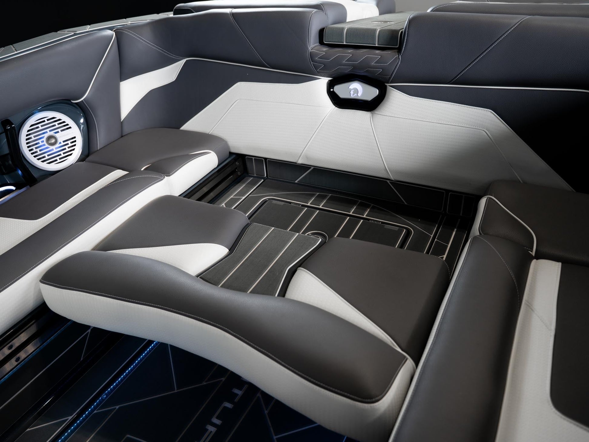 2026 Centurion Ri245 - Charcoal / White Accents - BoardCo Boats