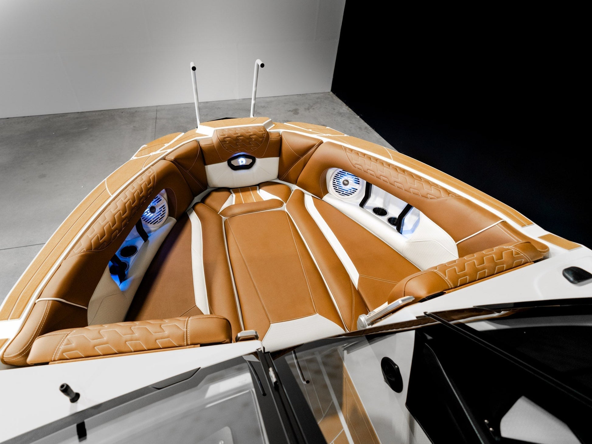 2026 Centurion Ri245 - White Frost / Castano Interior - BoardCo