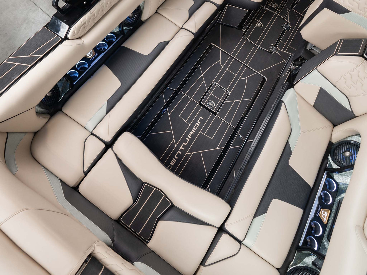2026 Centurion Ri245 - White / Olive Flake - BoardCo Boats