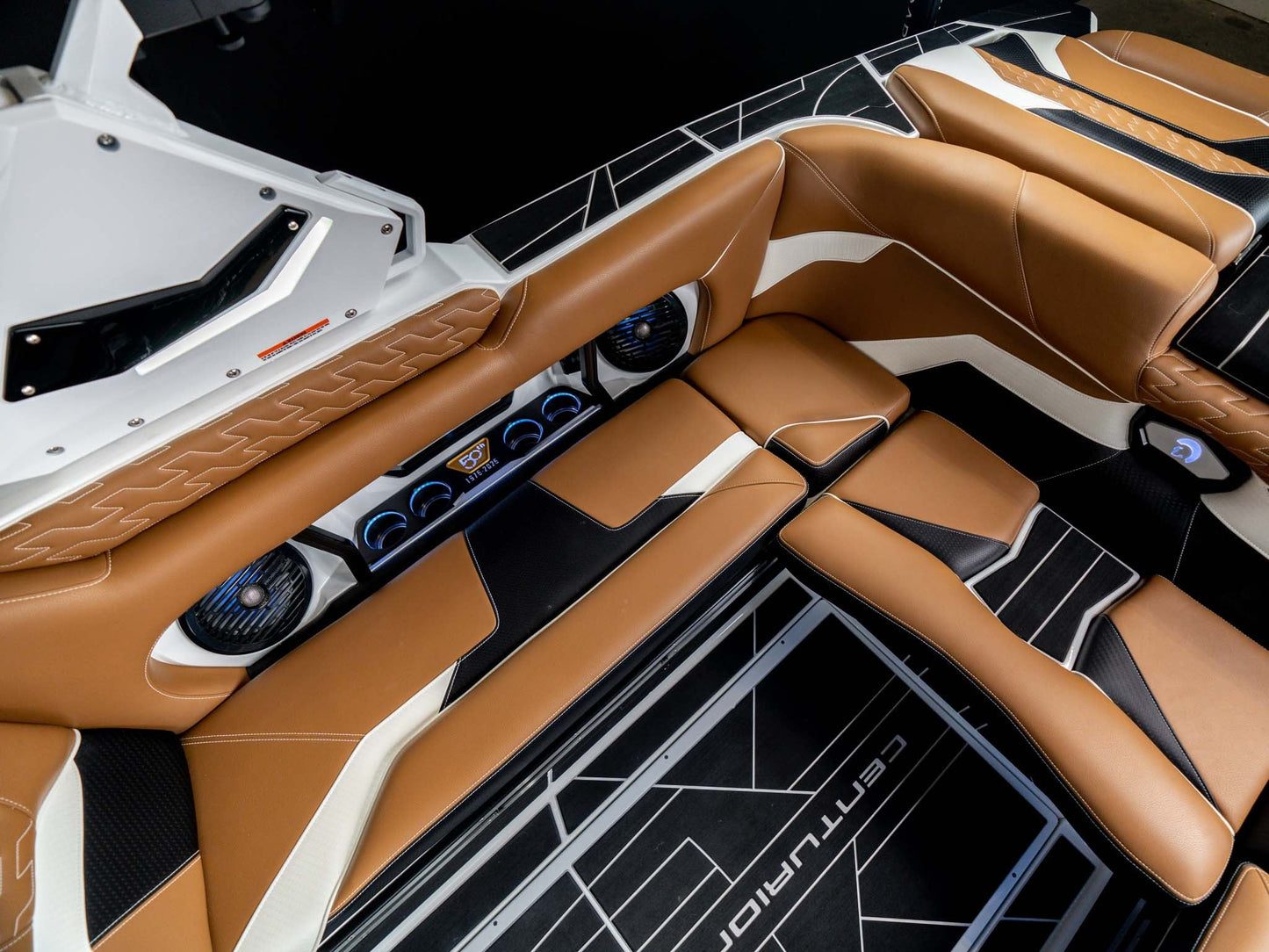 2026 Centurion Ri245 - White Stormtrooper - BoardCo Boats