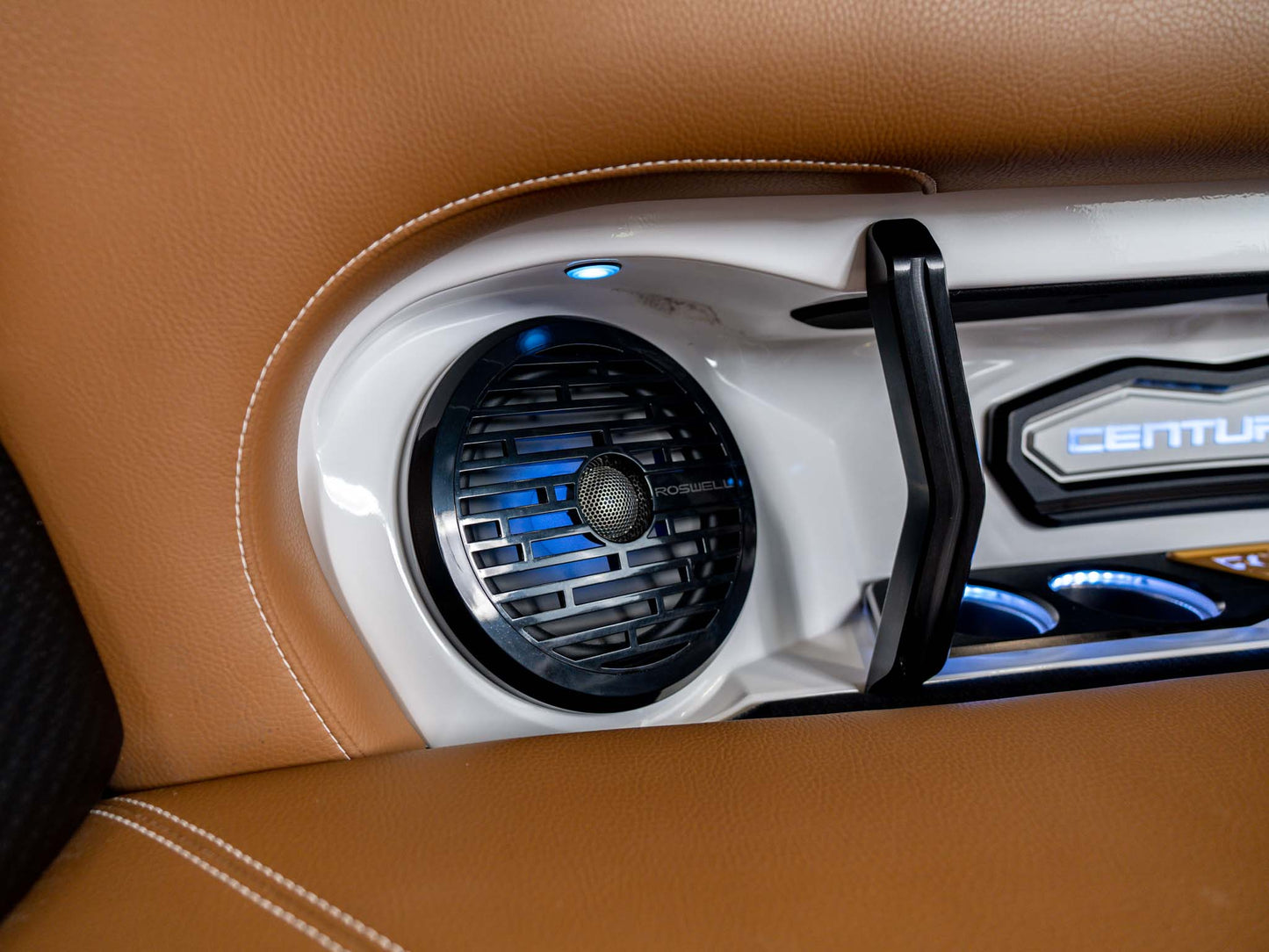 2026 Centurion Ri245 - White Stormtrooper - BoardCo Boats