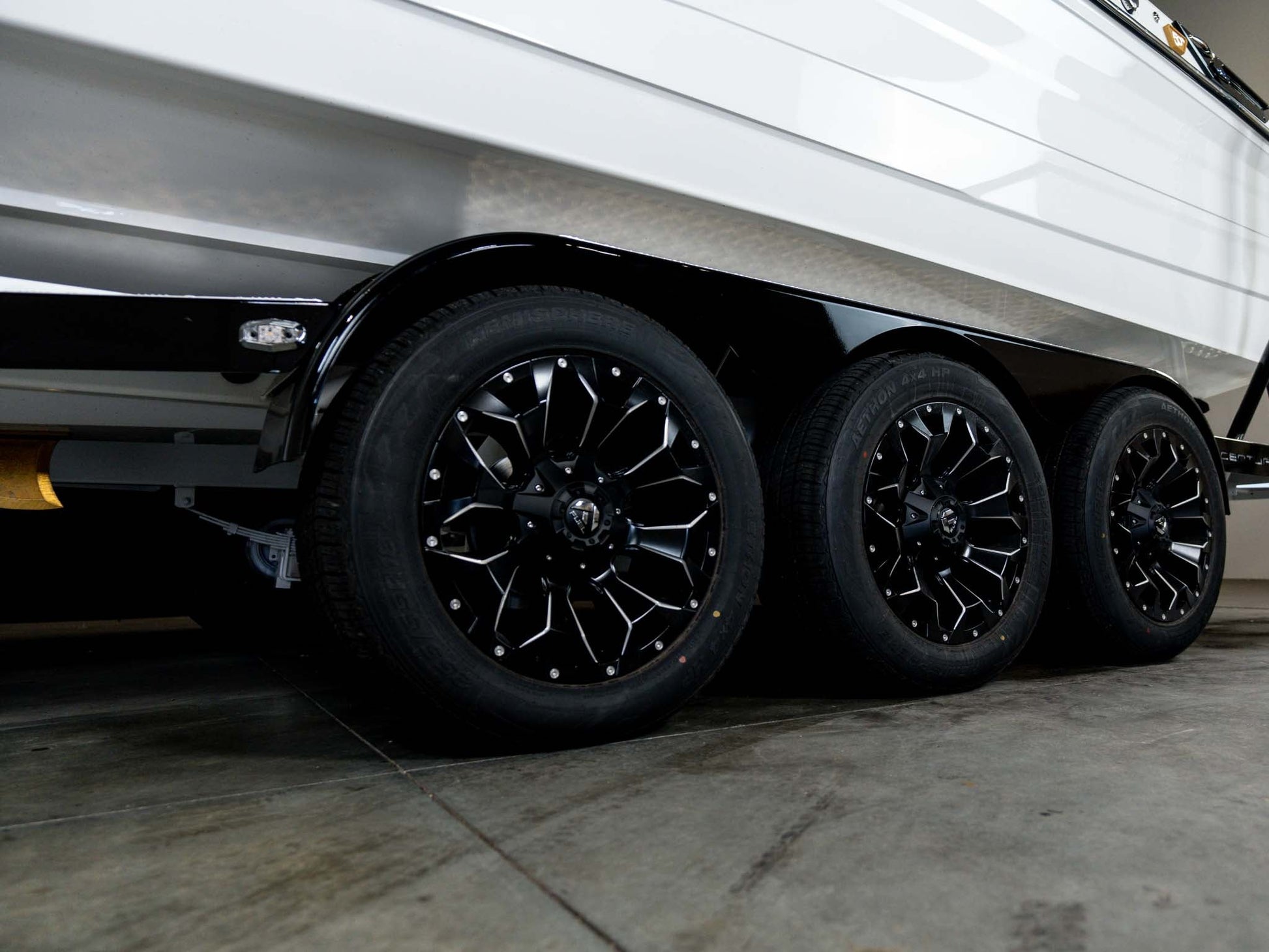 2026 Centurion Ri245 - White Stormtrooper - BoardCo Boats