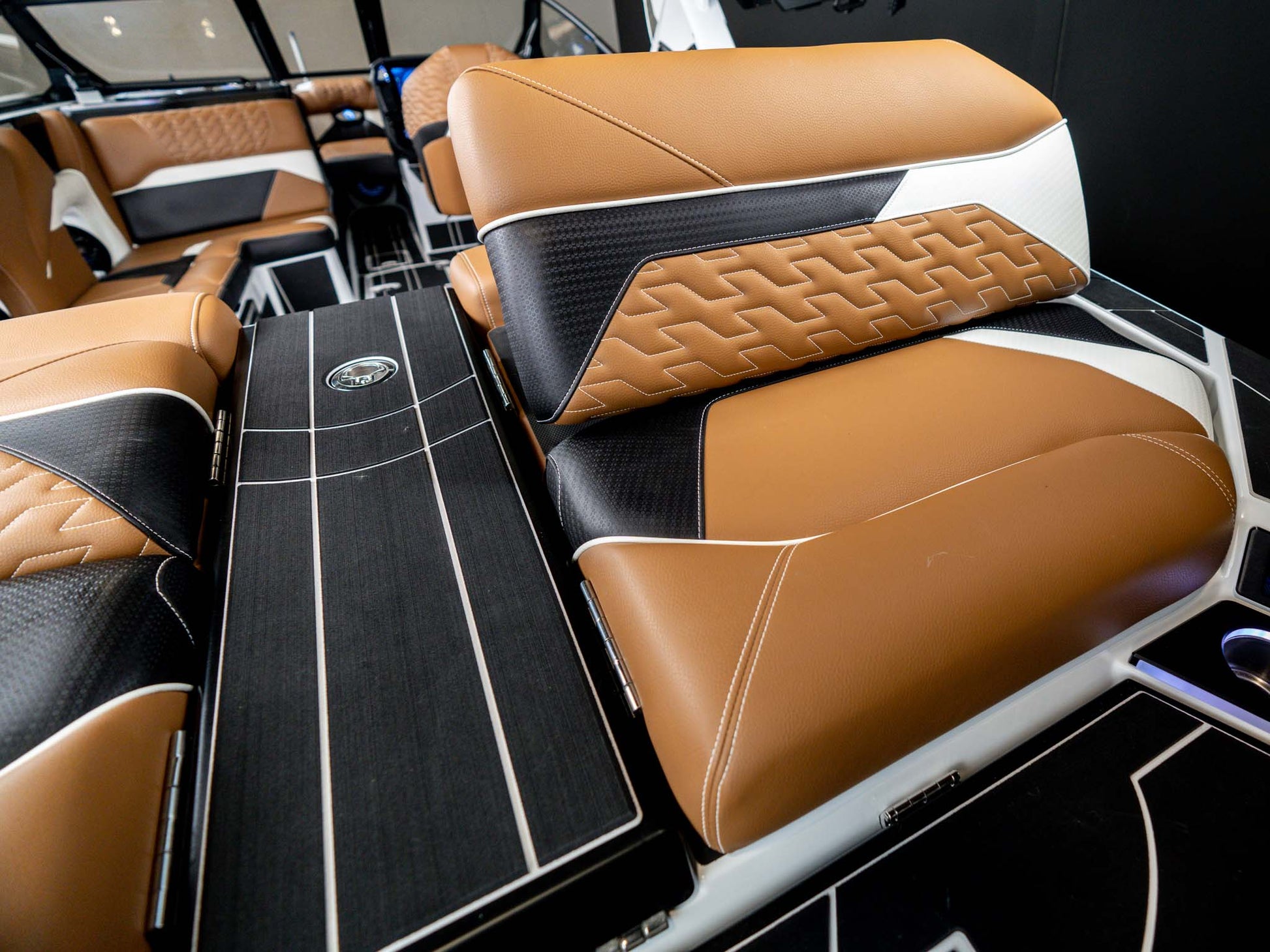 2026 Centurion Ri245 - White Stormtrooper - BoardCo Boats