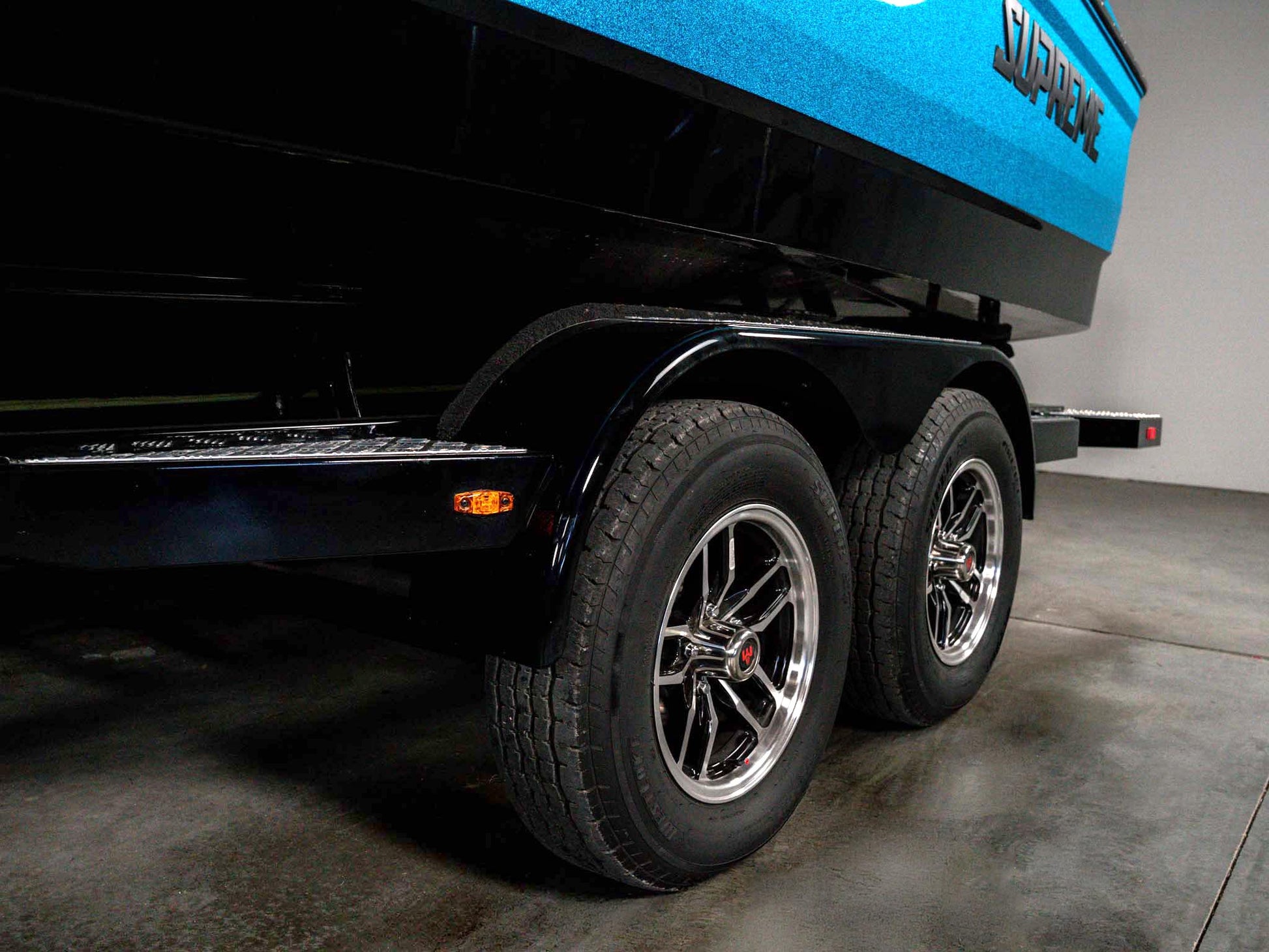 2026 Supreme S240 - Bahama Blue Flake / Onyx Black - BoardCo