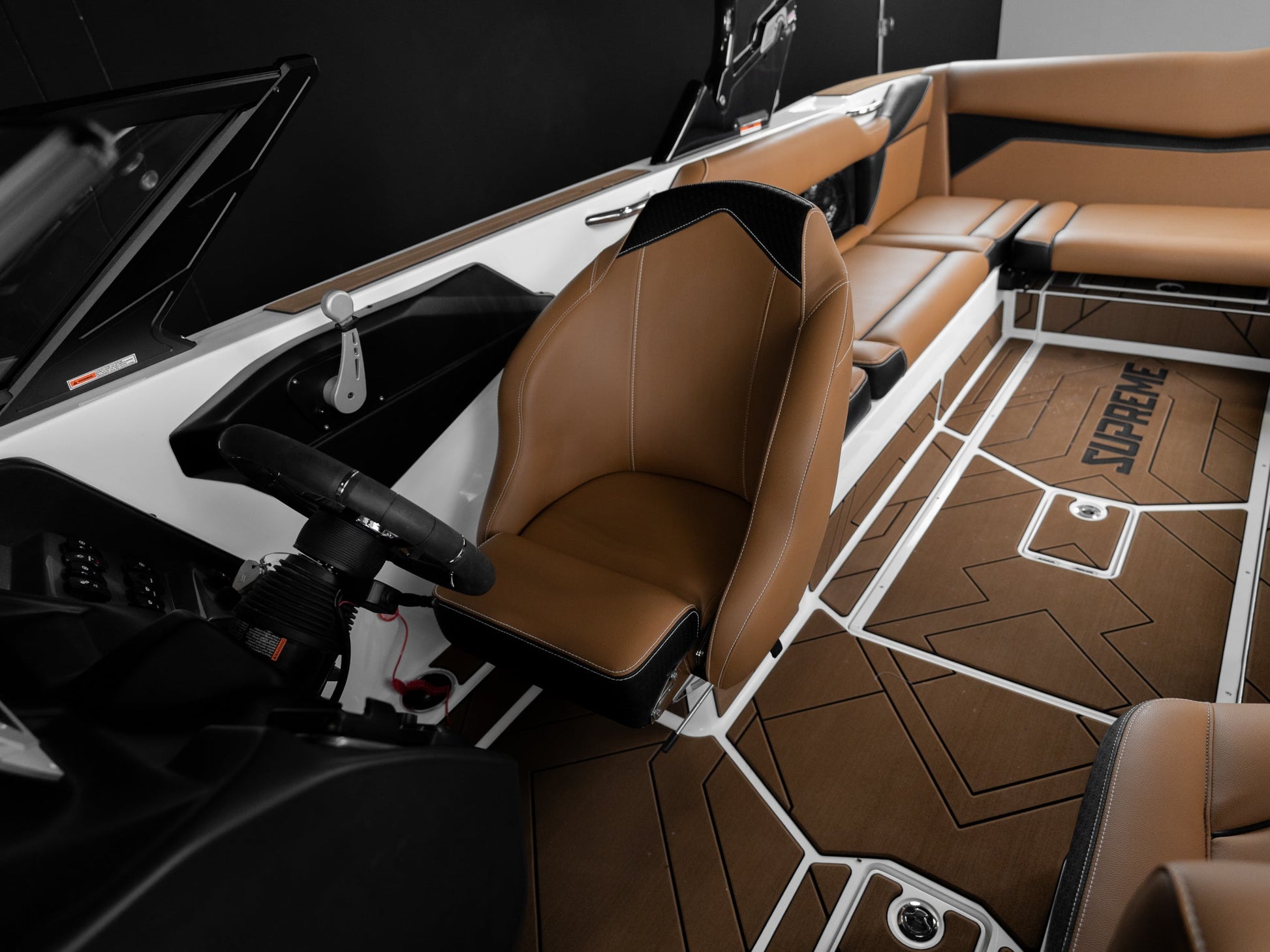 2026 Supreme S240 - White Frost / Castano - BoardCo Boats