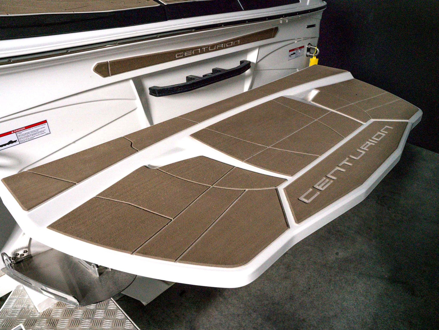 2026 Centurion Ri245 - White Frost / Mocha and Deep Bronze