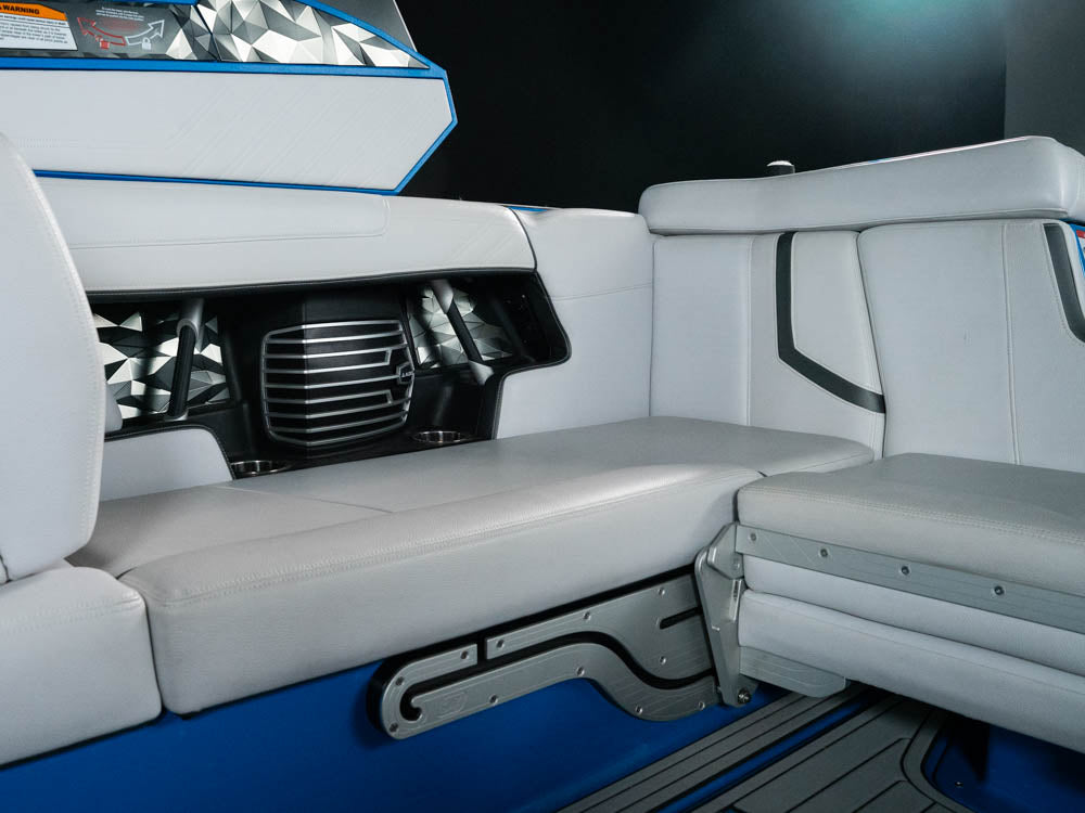 2019 Nautique G23 - White / Blue