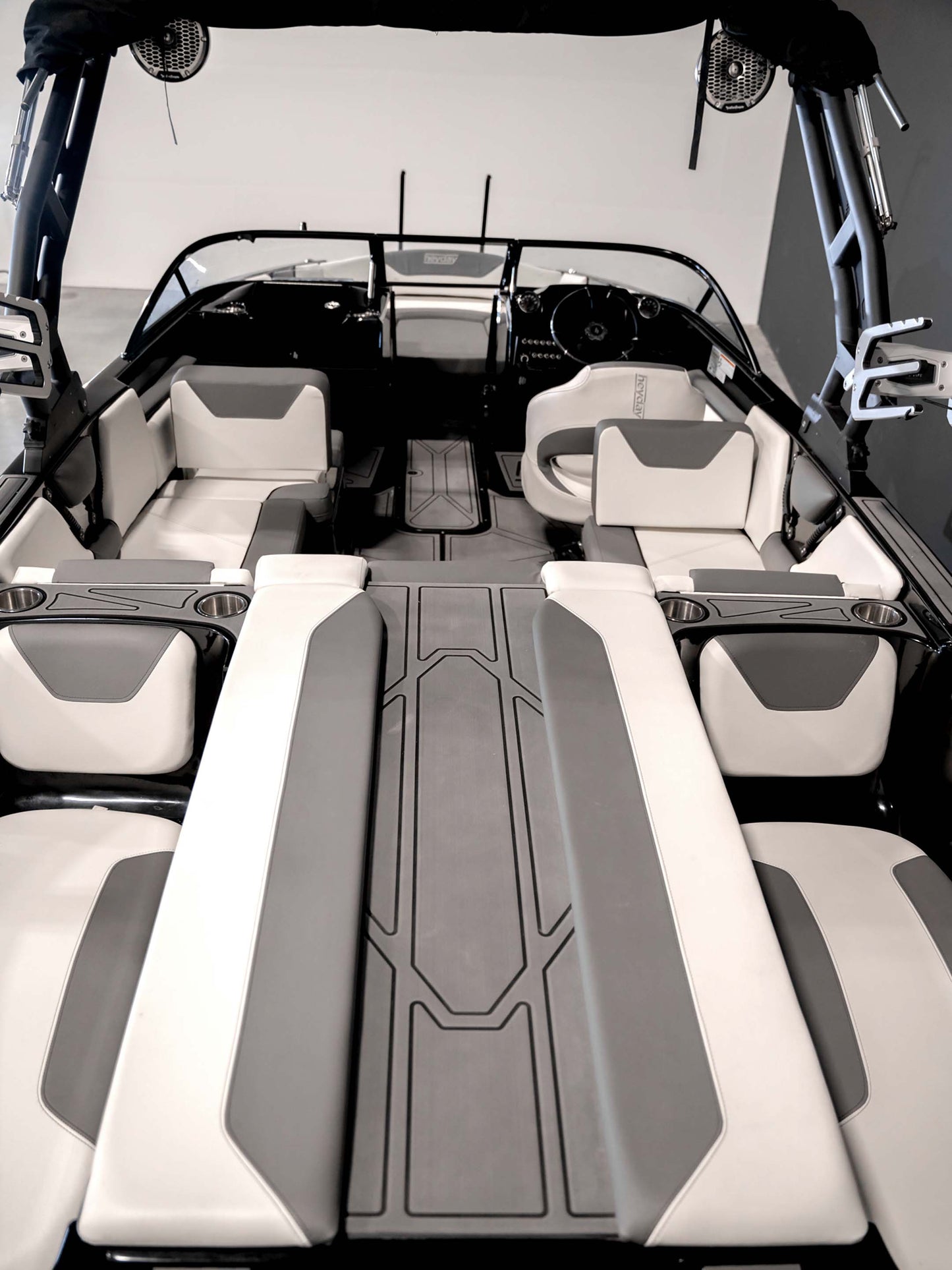 2022 Hey Day WT-Surf - Black/White