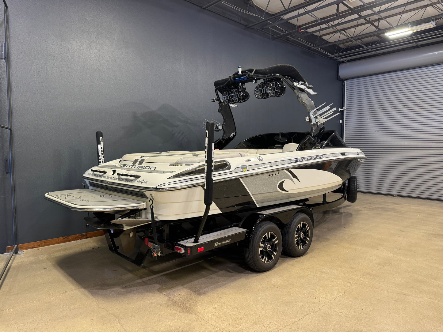 2015 Centurion Enzo SV233 - White / Gunmetal / Black