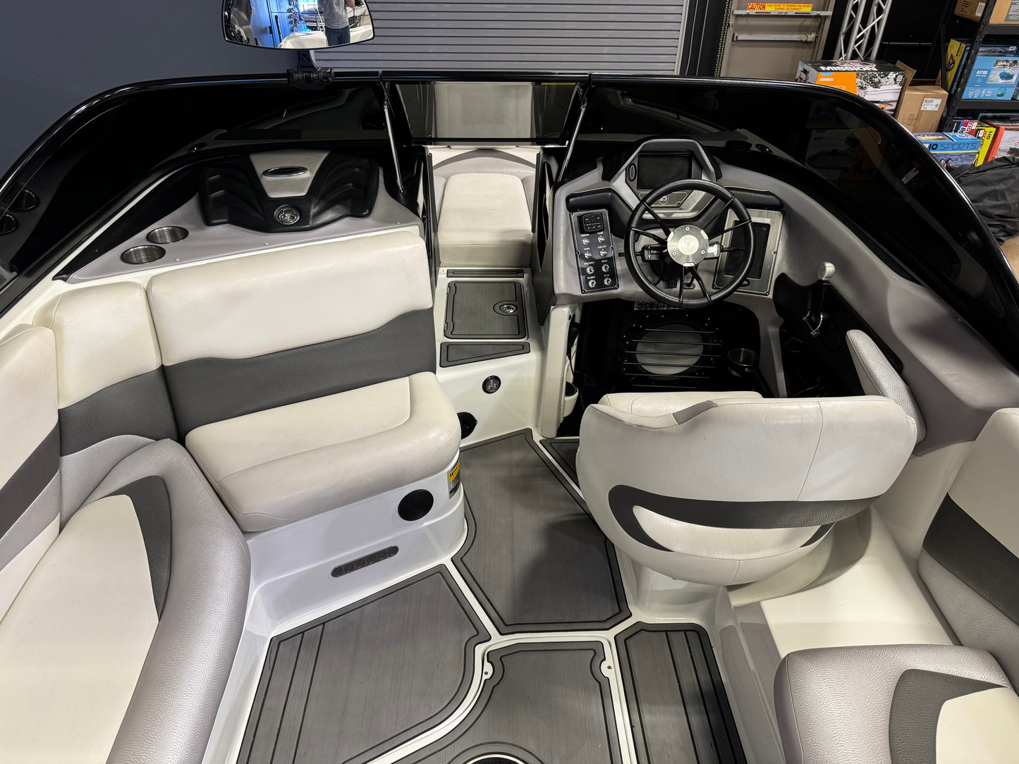 2015 Centurion Enzo SV233 - White / Gunmetal / Black