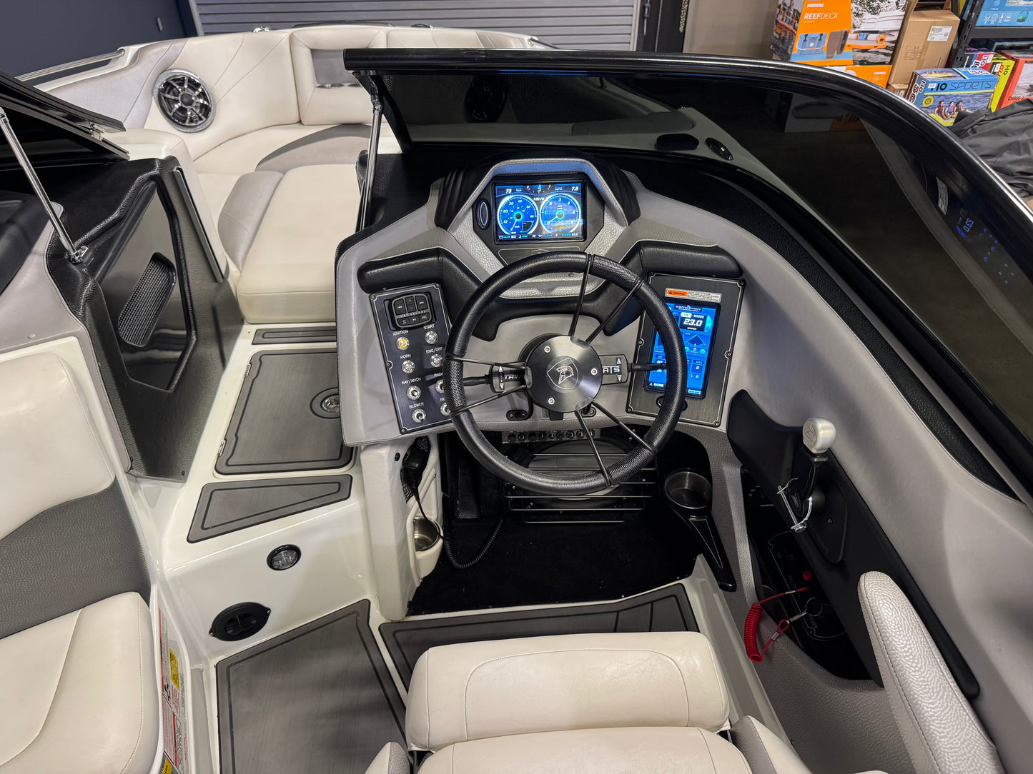 2015 Centurion Enzo SV233 - White / Gunmetal / Black