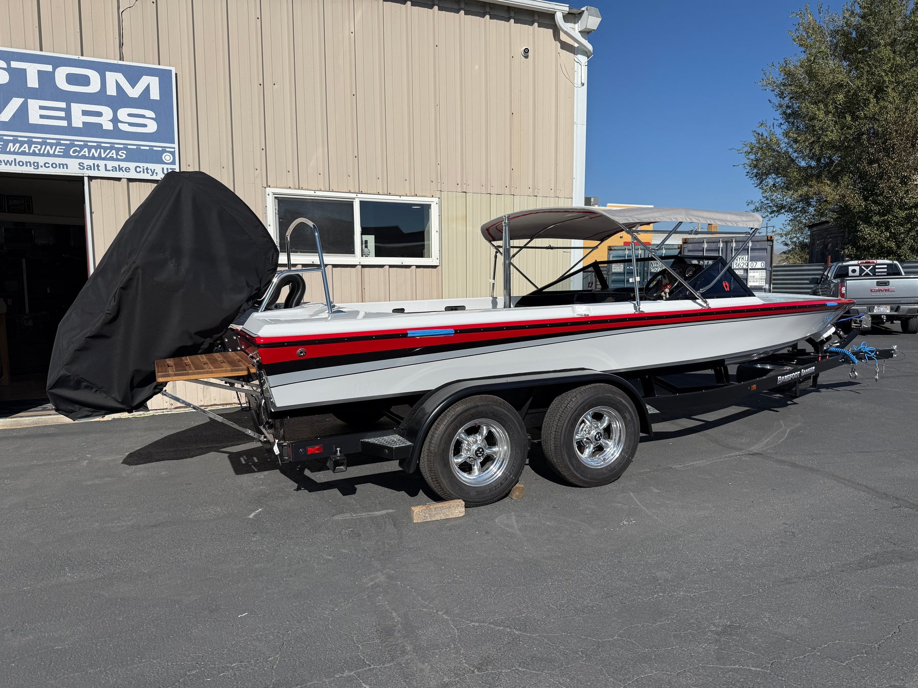 Sanger BareFooter Outboard Cinch Cover