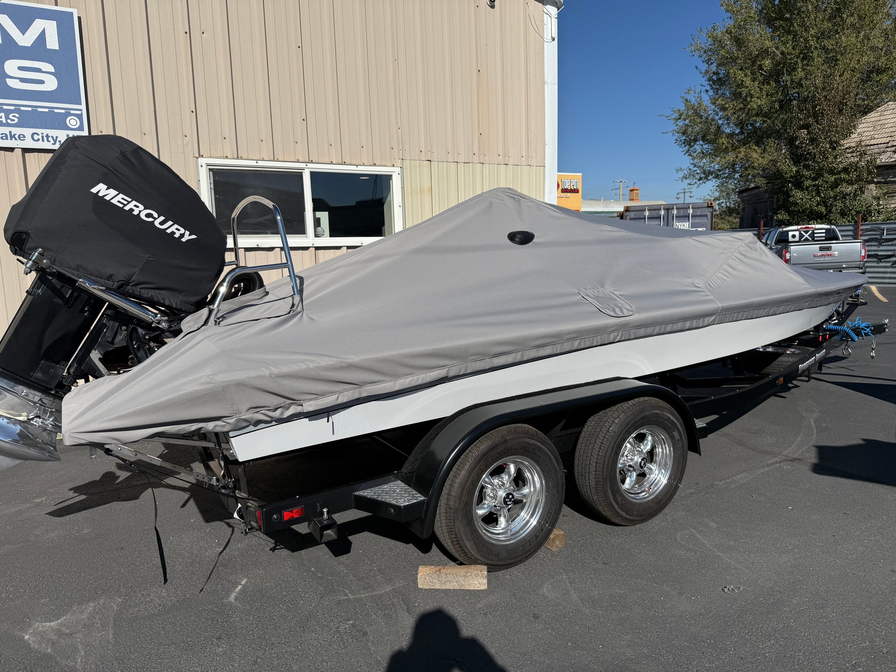 Sanger BareFooter Outboard Cinch Cover