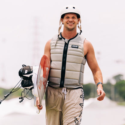 Liquid Force Fuse Comp Wake Vest in Cream