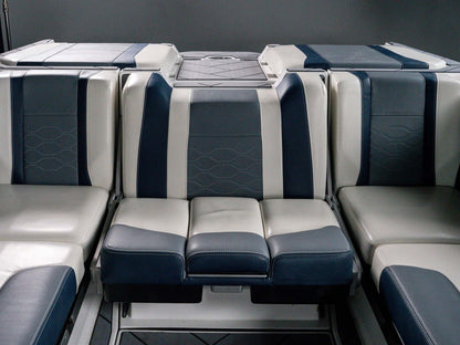 2024 Malibu 23LSV - Silver Flake / Blue