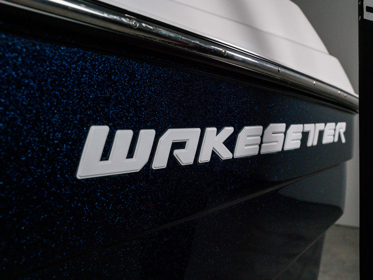 2024 Malibu 23LSV - Silver Flake / Blue