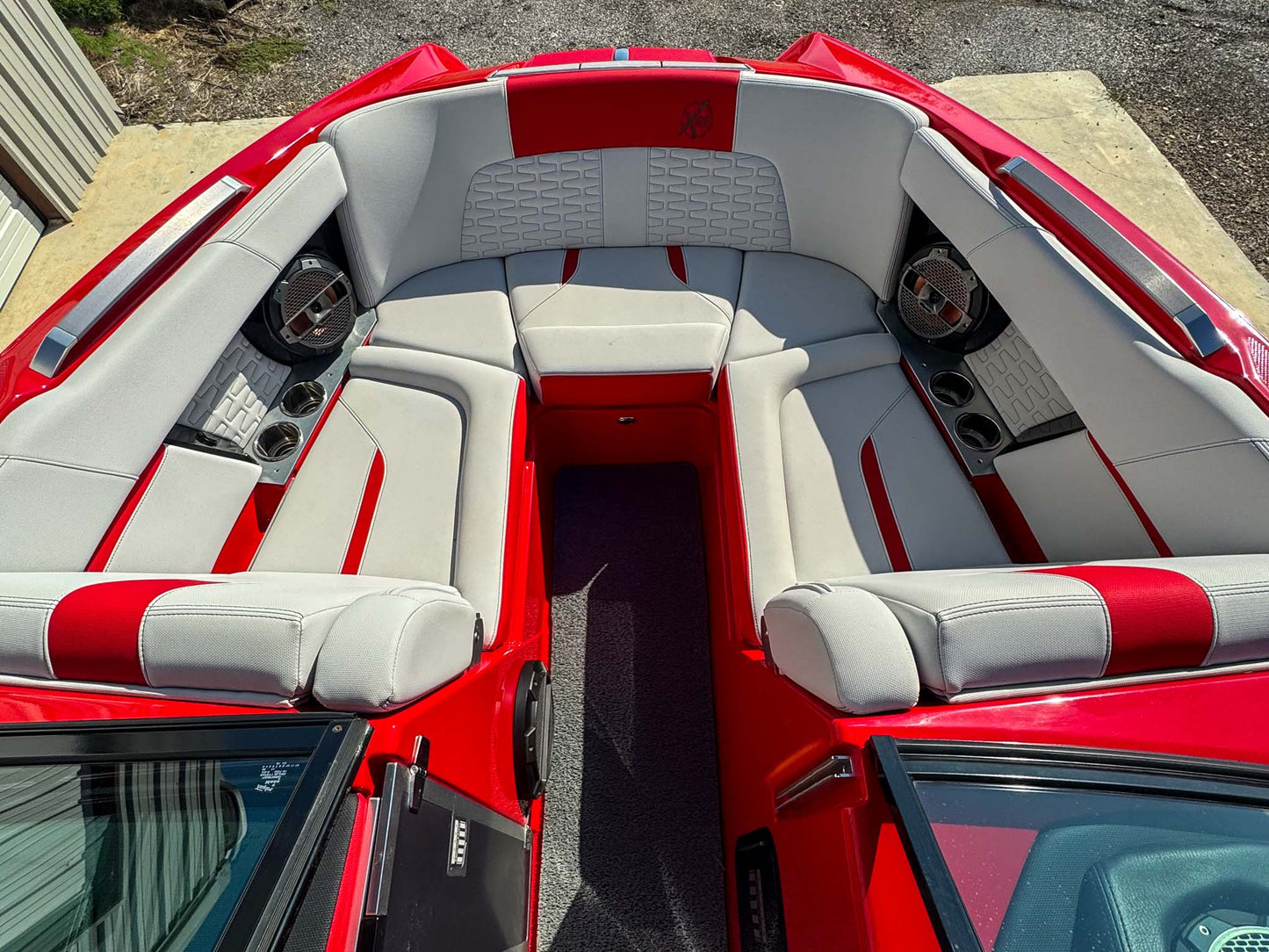 2020 Mastercraft X22 - Red / White