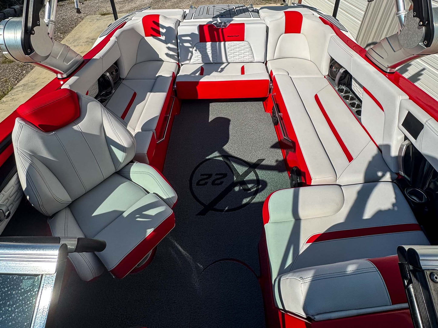 2020 Mastercraft X22 - Red / White