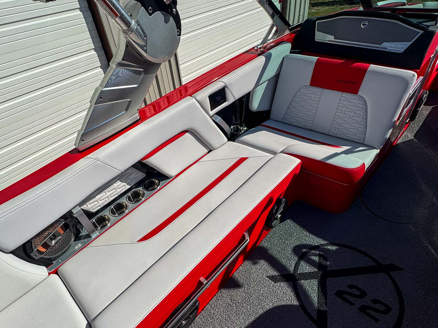 2020 Mastercraft X22 - Red / White