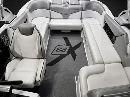 2016 MasterCraft X23 - Red / Black