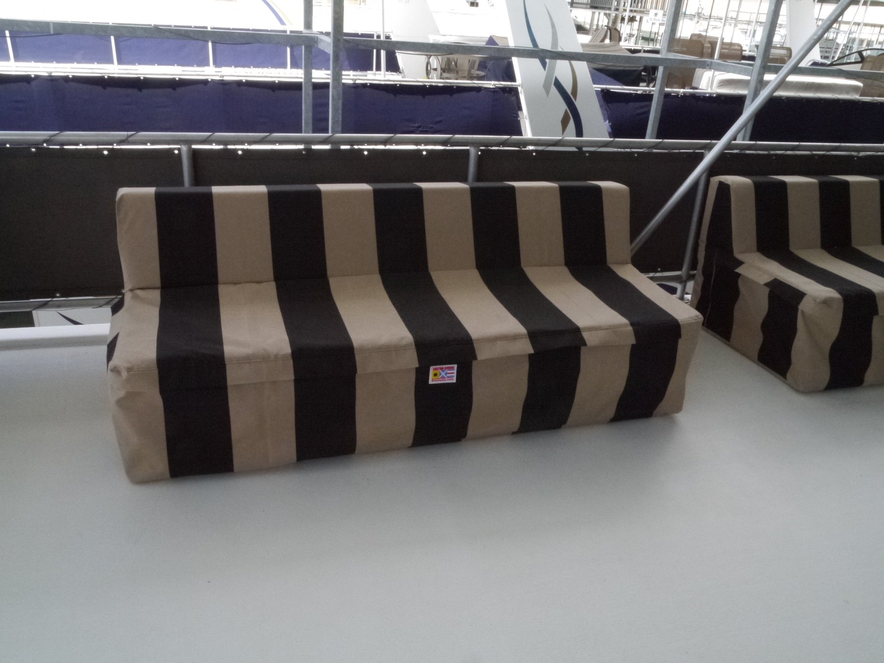 Houseboat Sofa Set (4 Pads)