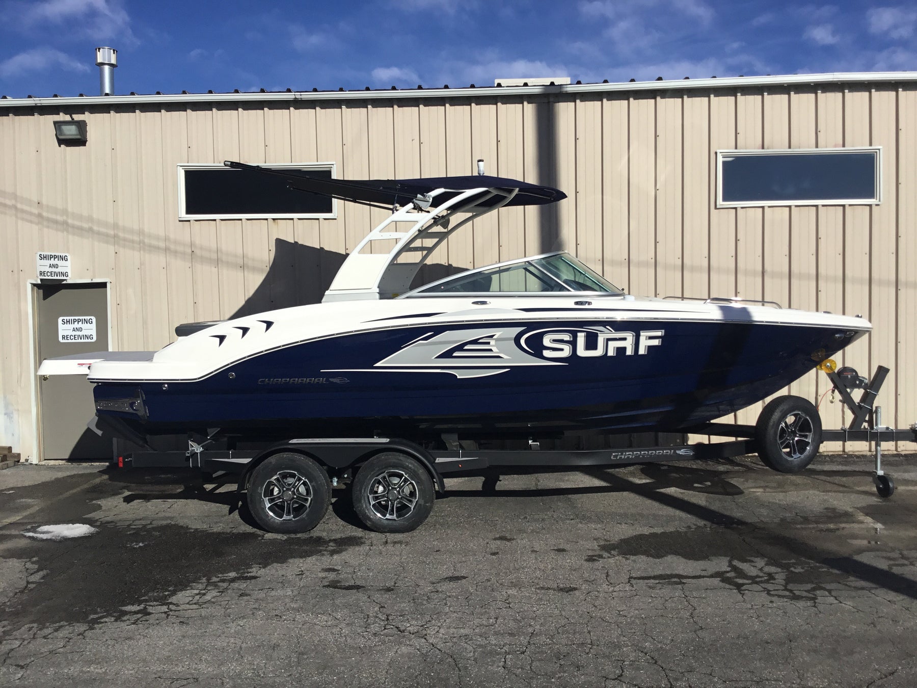 24 Chaparral 23 Surf Velocity Tower