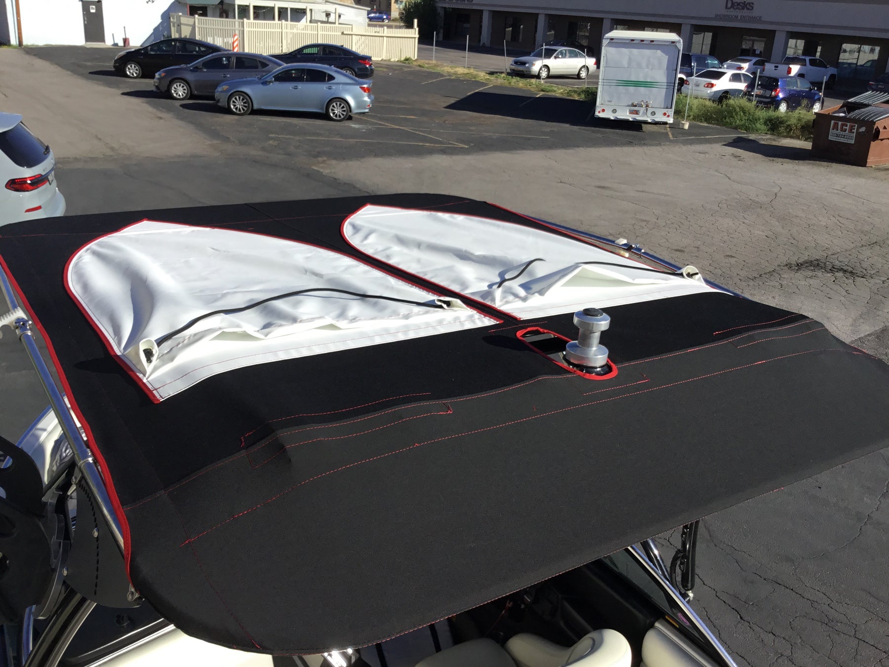 Malibu 21VLX Wakesetter Skylon Swoop Tower