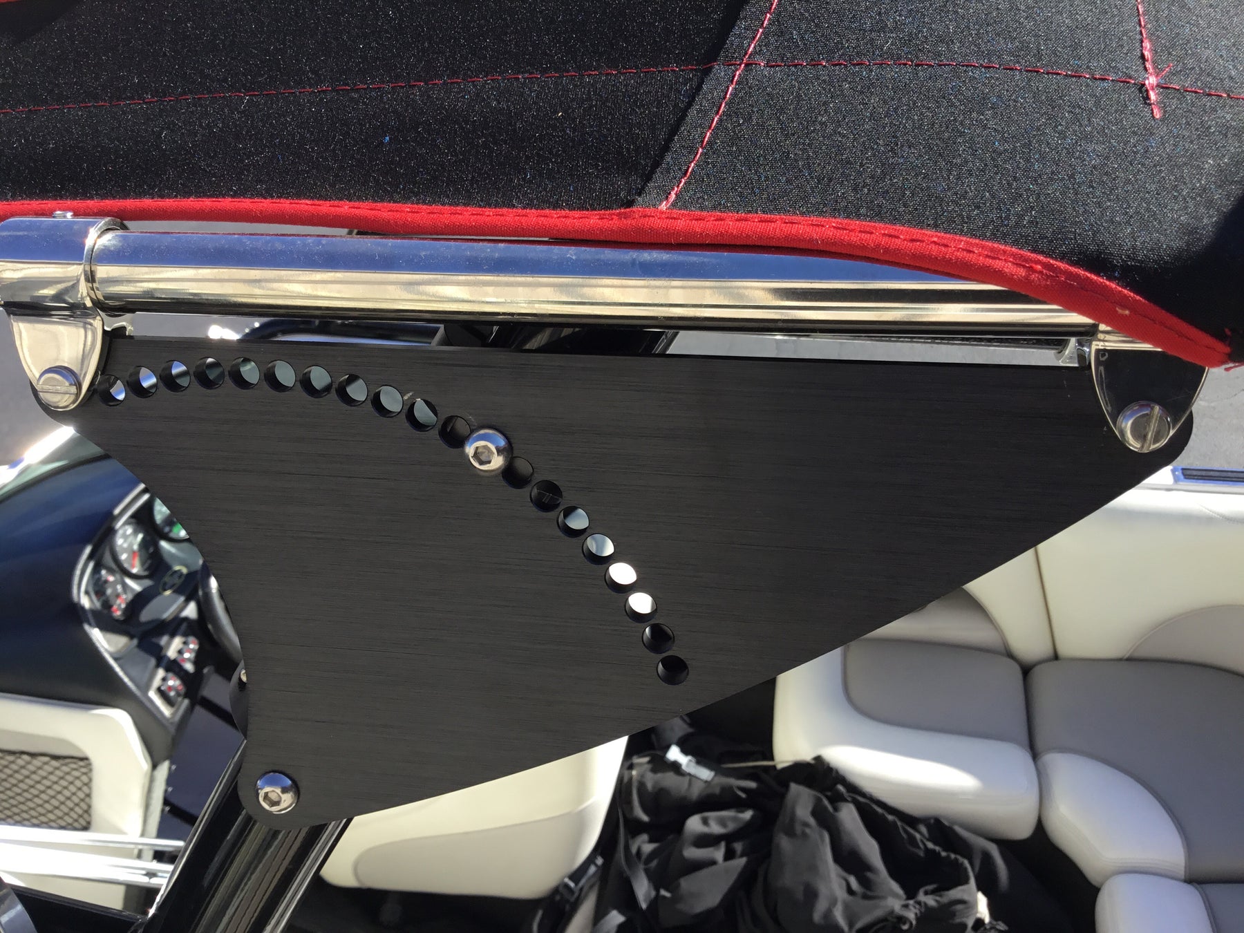 Malibu 21VLX Wakesetter Skylon Swoop Tower