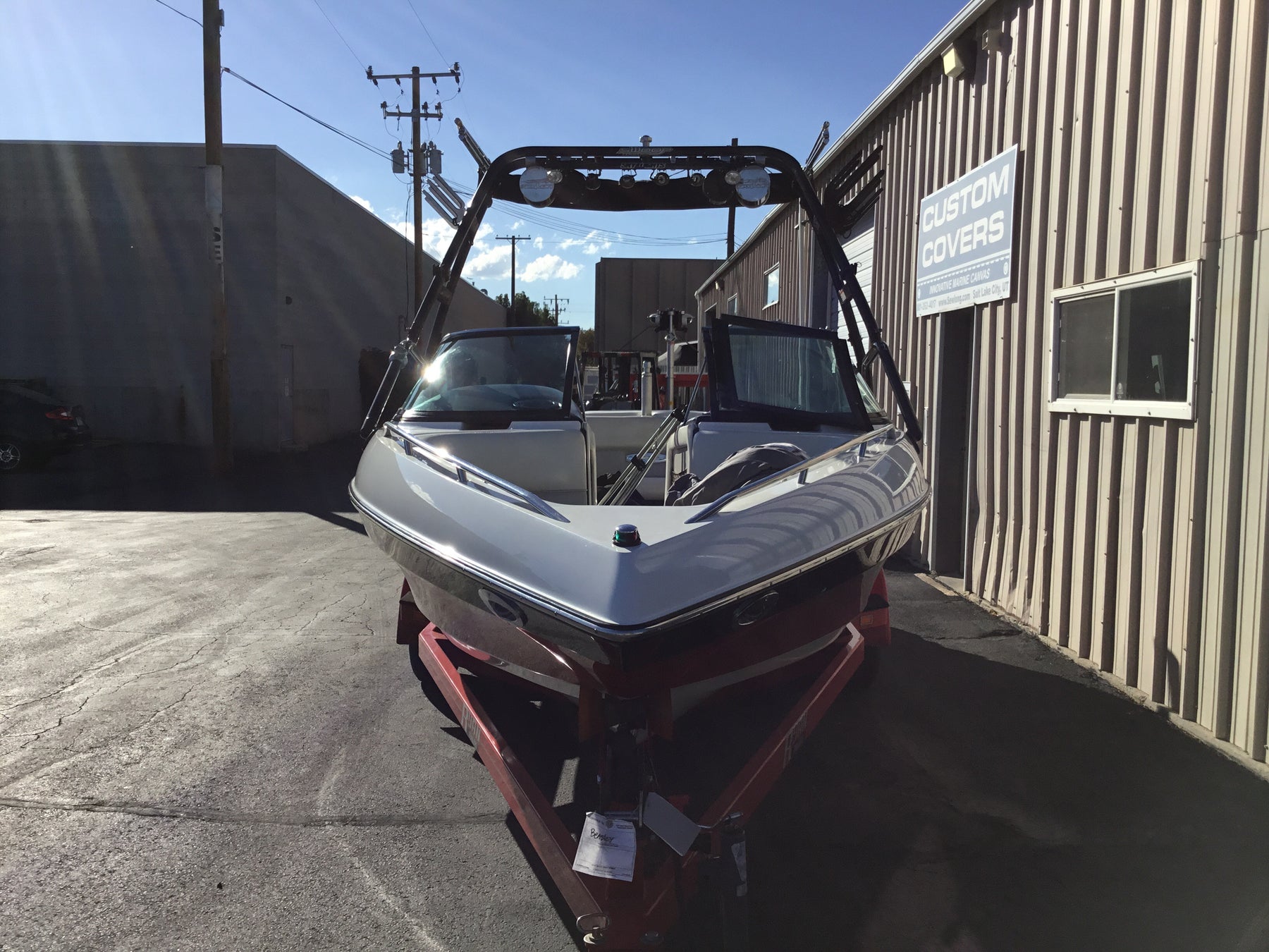 Malibu 21VLX Wakesetter Skylon Swoop Tower