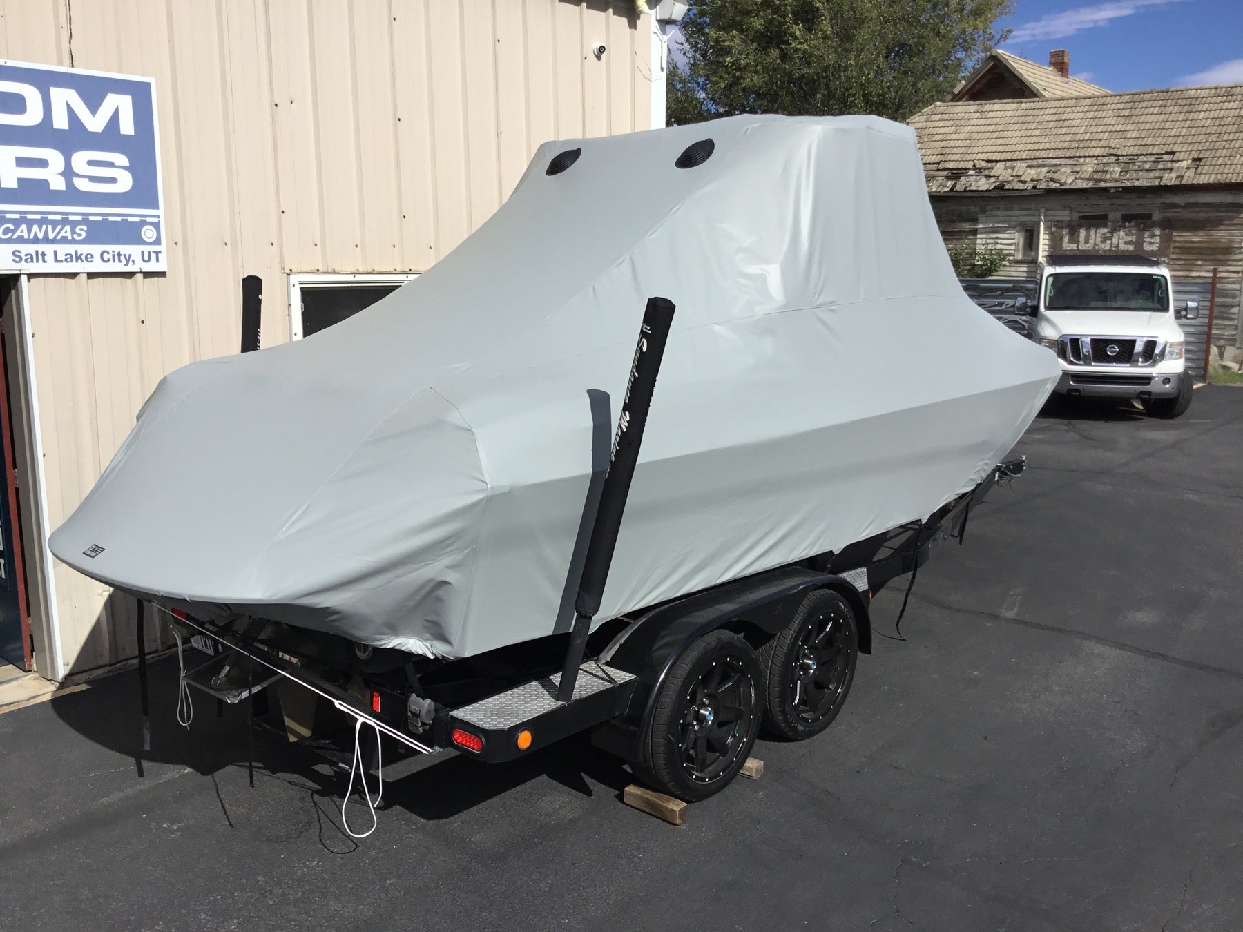 MB B52 23 FWD Tube Arch Tower