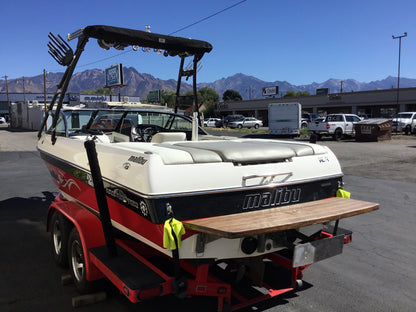 Malibu 21 VLX with Skylon Swoop tower