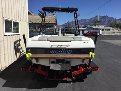 Malibu 21 VLX with Skylon Swoop tower