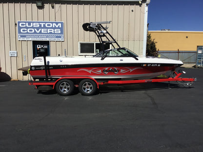 Malibu 21 VLX with Skylon Swoop tower