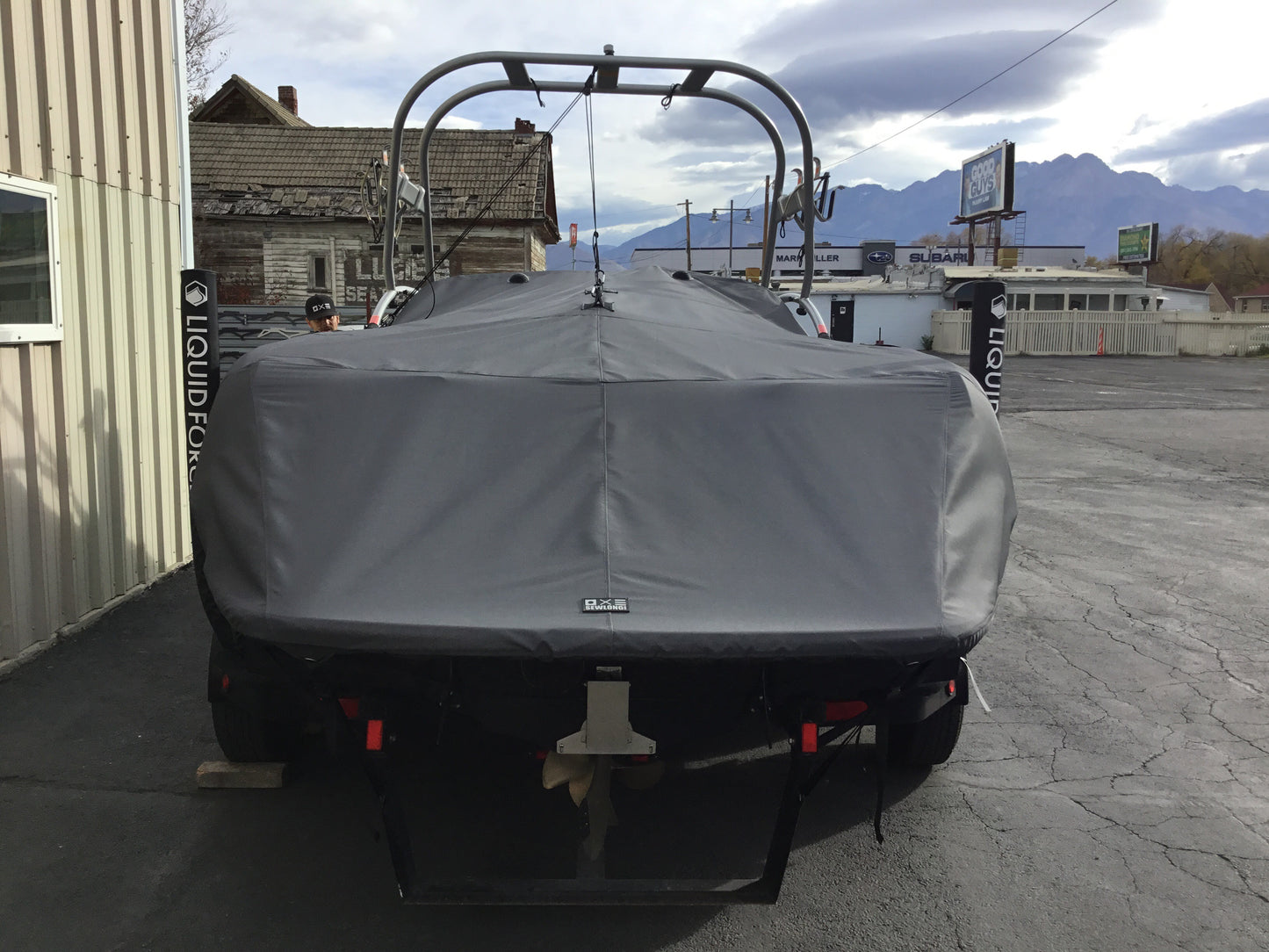 Nautique Air SV211 with FCT 211 Tower Cinch Cover