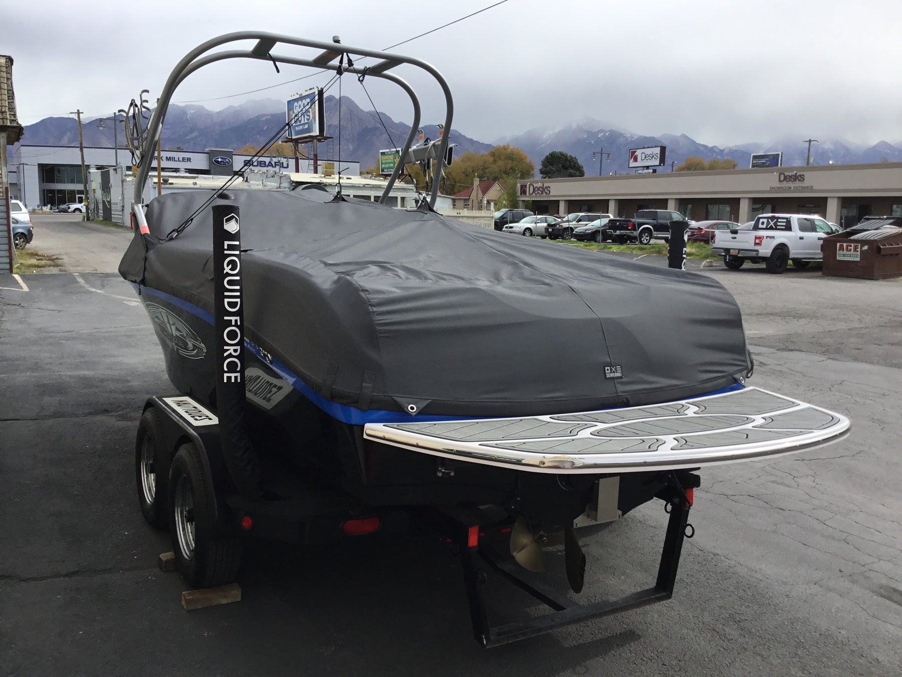 Nautique Air SV211 with FCT 211 Tower Cinch Cover
