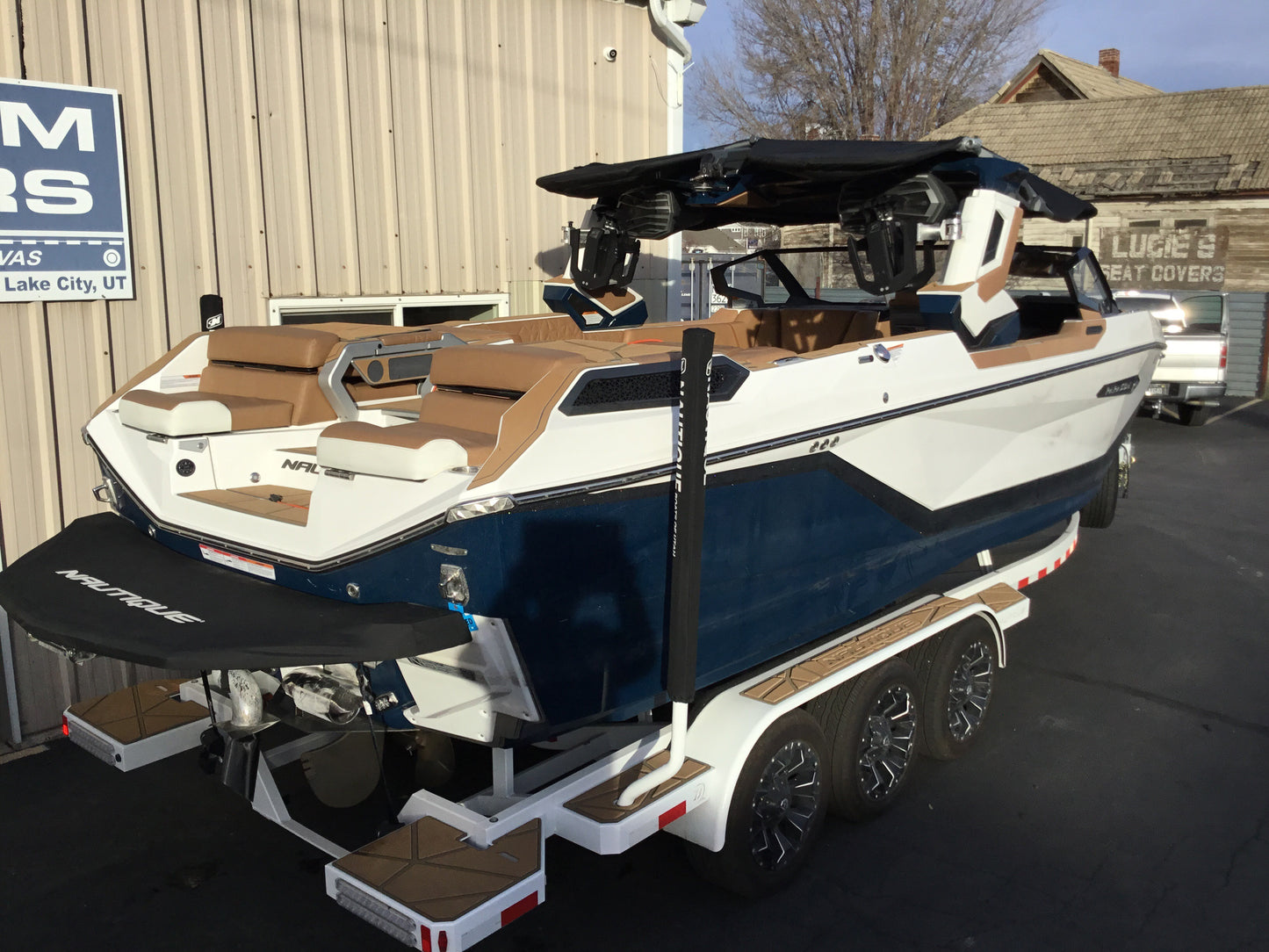 Nautique Paragon G25 Cinch Cover