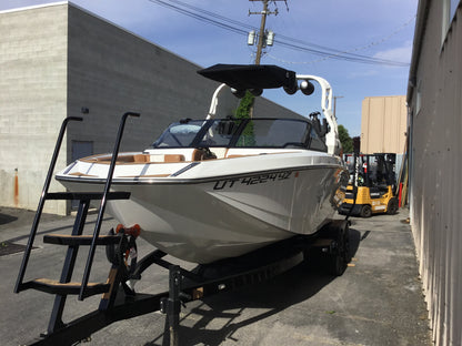Nautique G25 with FCT19 Tower and Factory Bimini Double Up Storage Cover