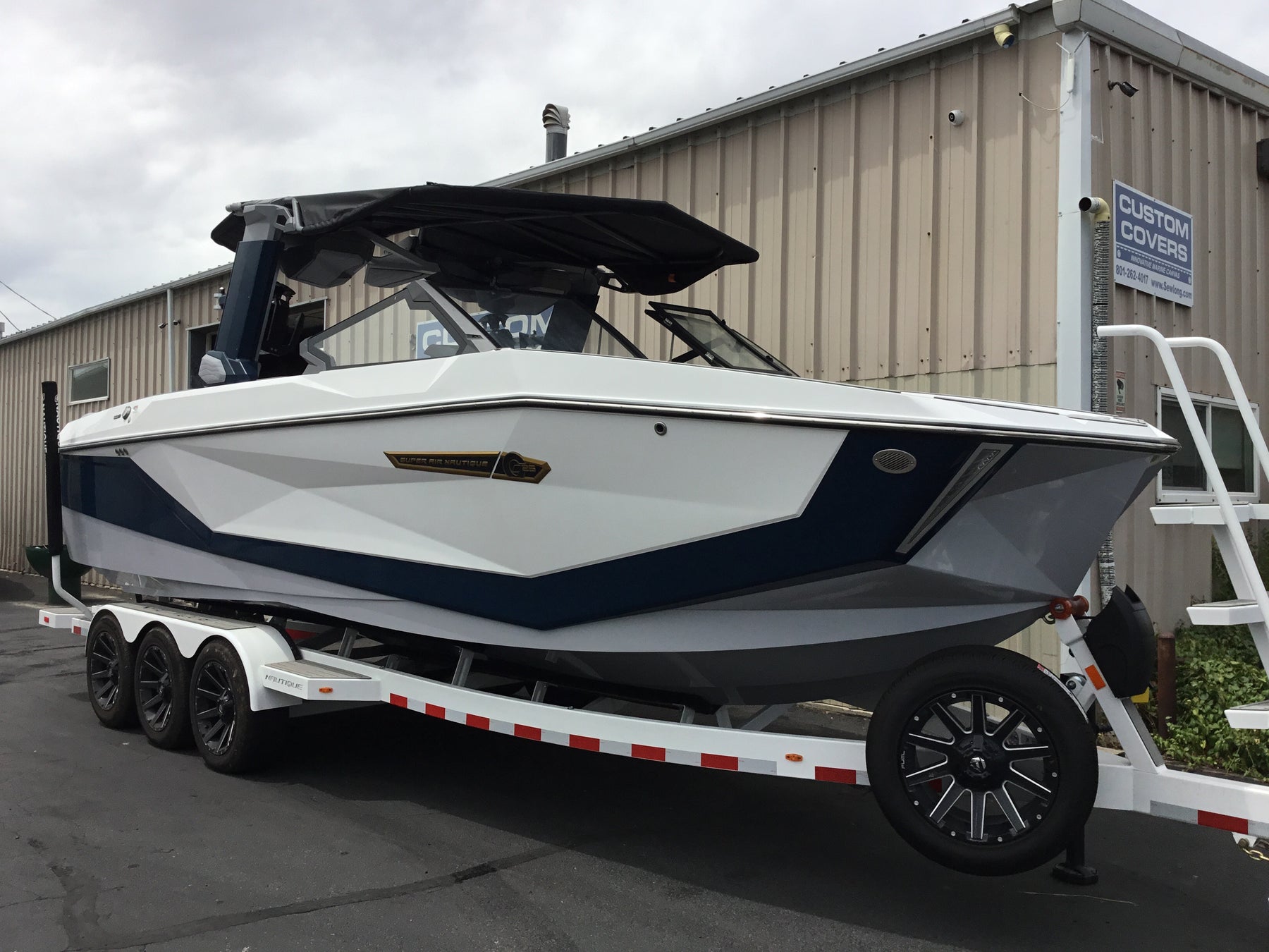 Nautique G25 2 Stage Tele Tower