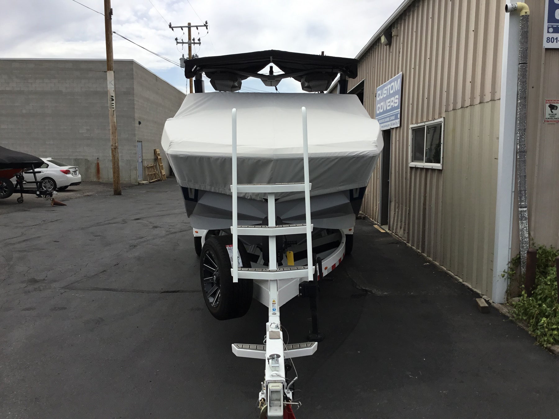 Nautique G25 2 Stage Tele Tower