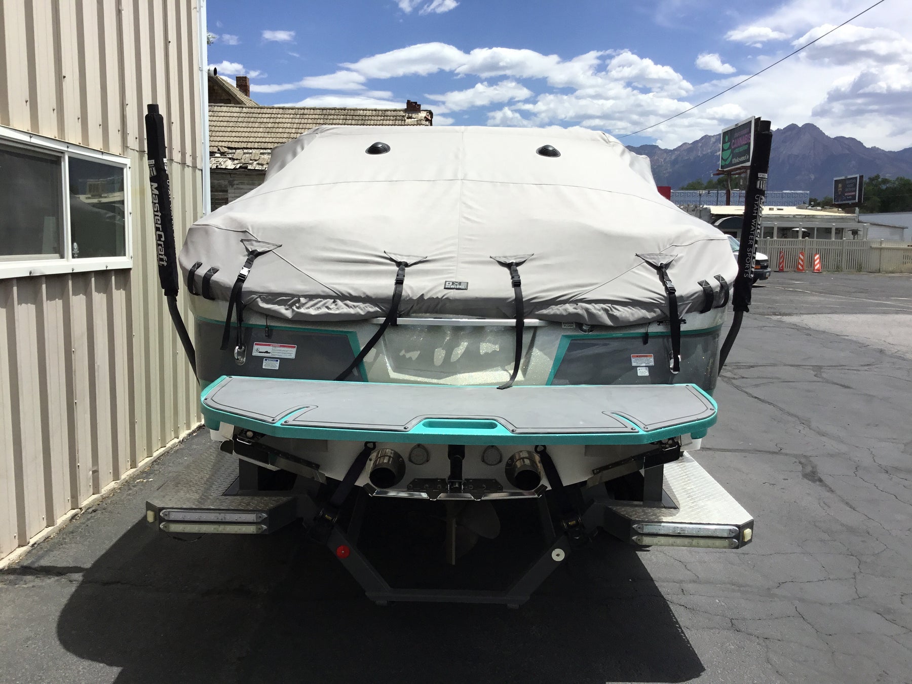 MasterCraft X23 with ZFT4 Tower TD Ratchet Cover