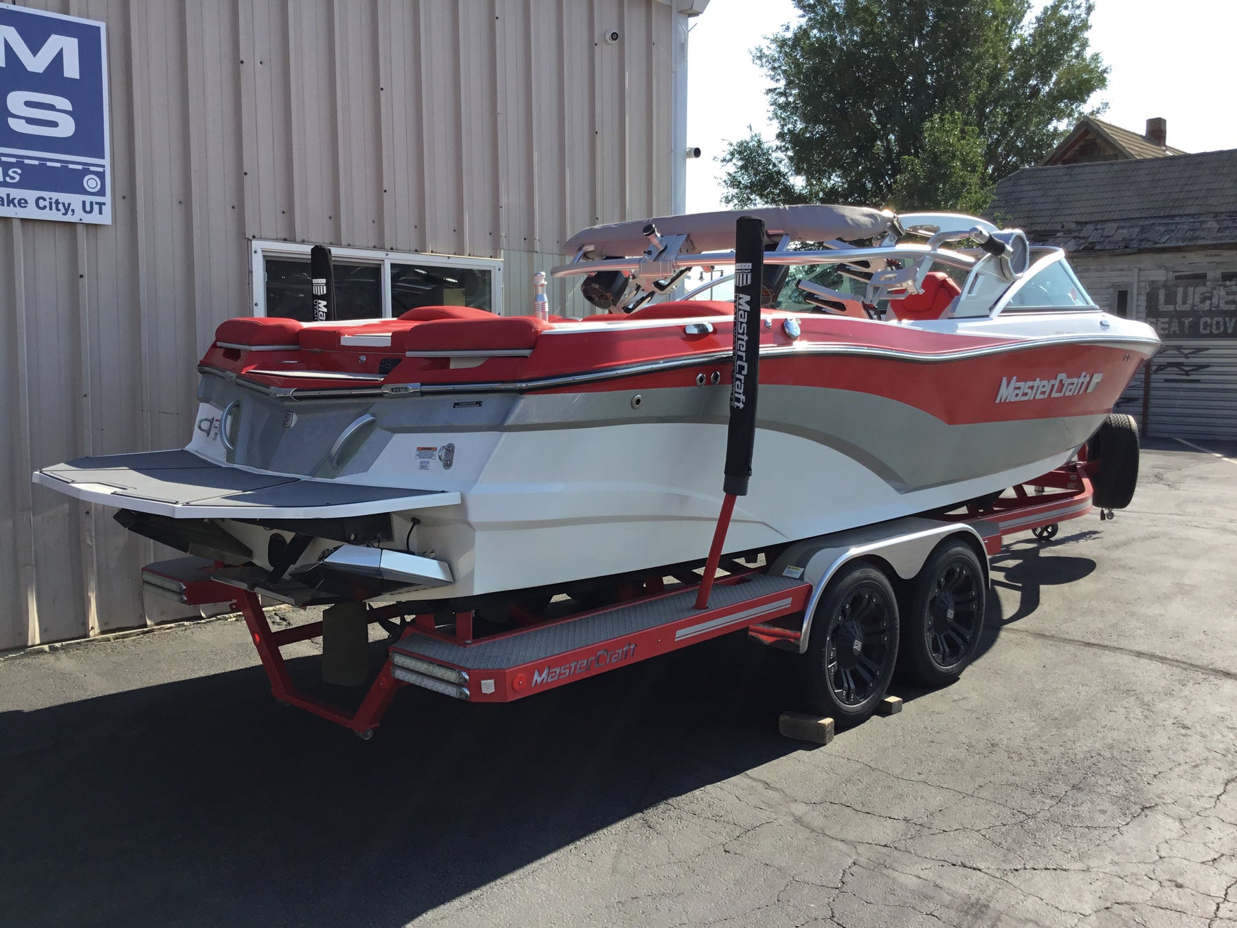 MasterCraft X25 with ZFT4 Tower TD Ratchet Cover