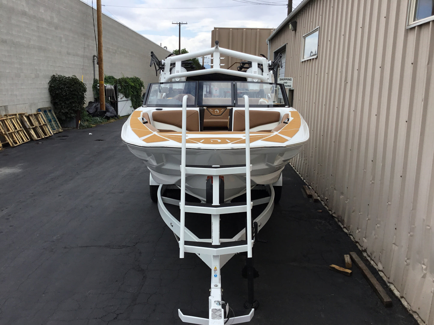 Centurion Nv243 W/FCTv3 & Skylock Board Racks Tower Down Ratchet Cover