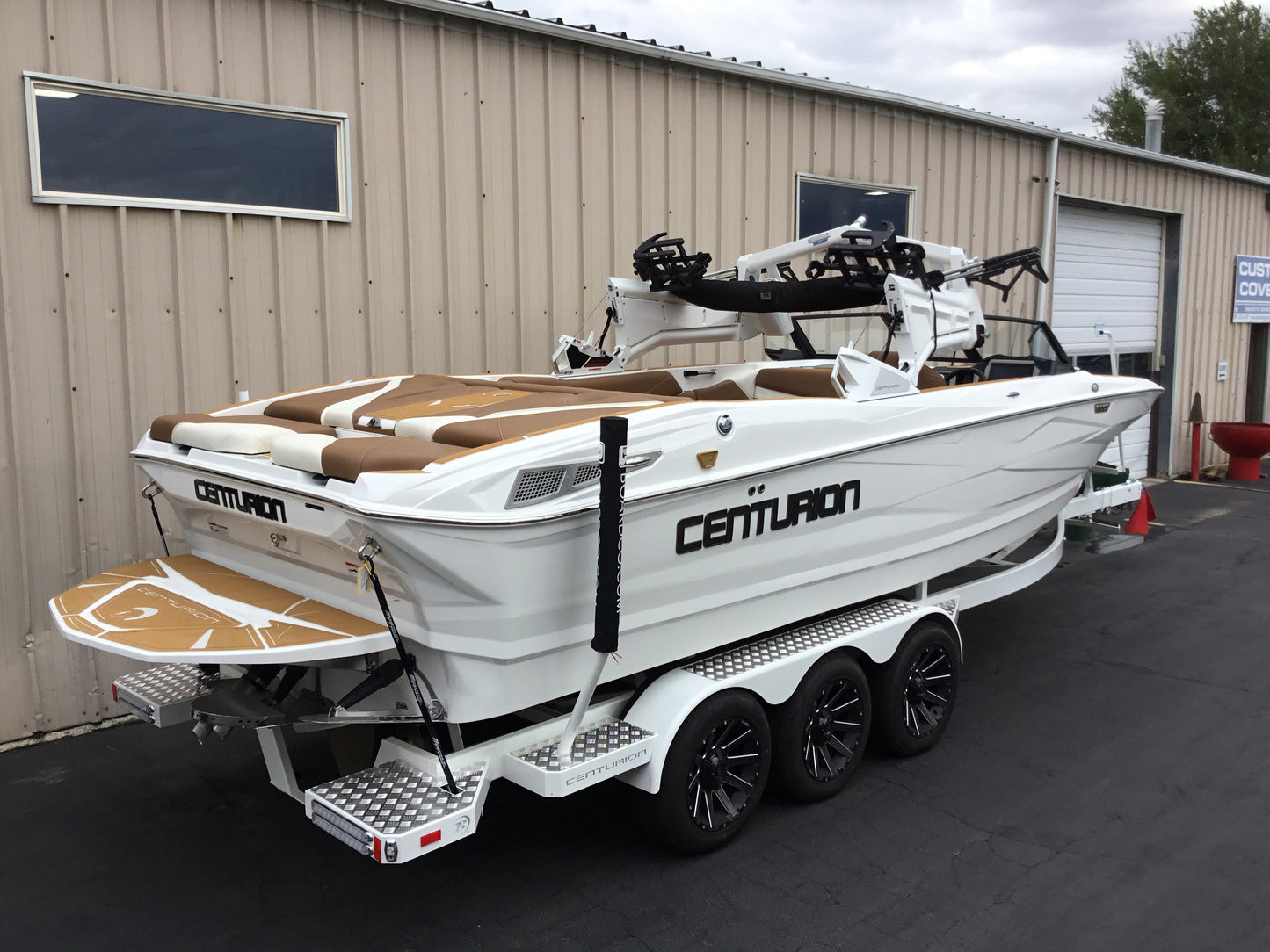 Centurion Nv243 W/FCTv3 & Skylock Board Racks Tower Down Ratchet Cover