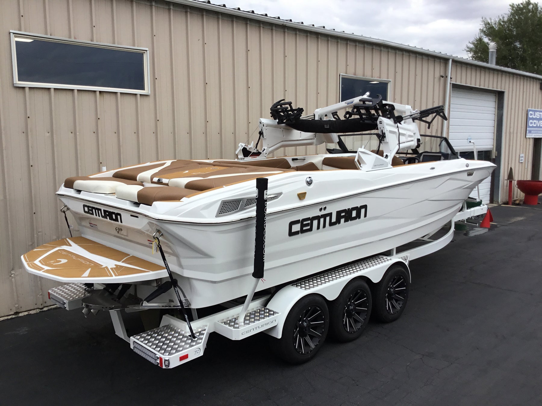Centurion Nv243 W/FCTv3 & Skylock Board Racks Tower Down Ratchet Cover