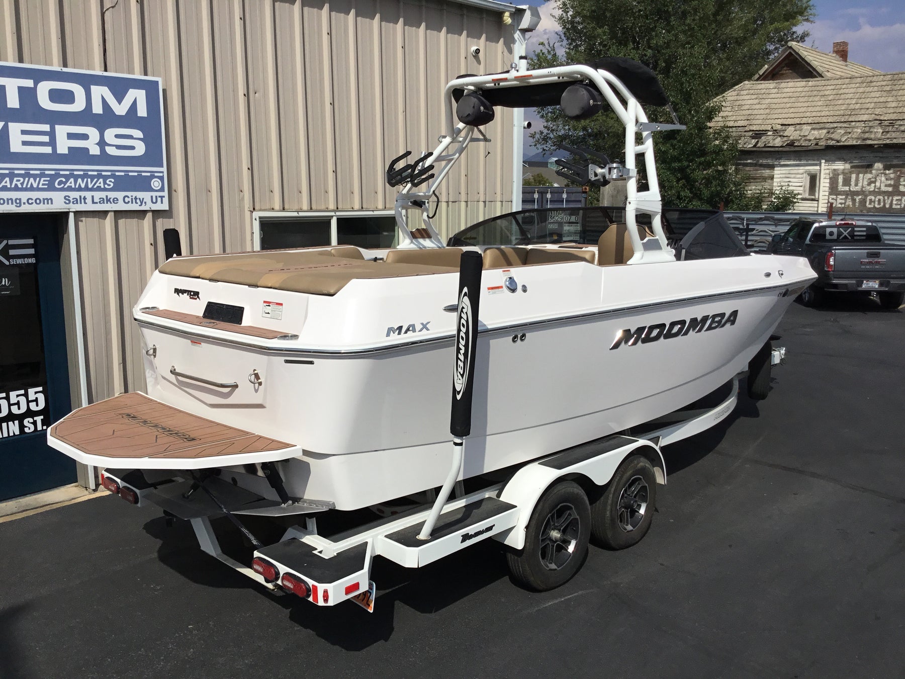 Moomba Max W/A3 Tower Cinch Cover